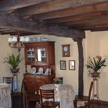 Casa Dos Reales